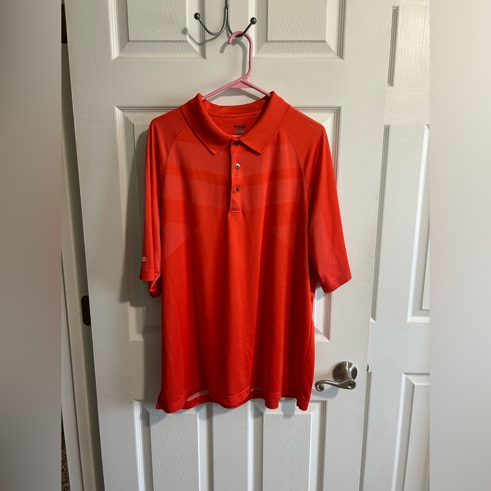 Men’s golf polo